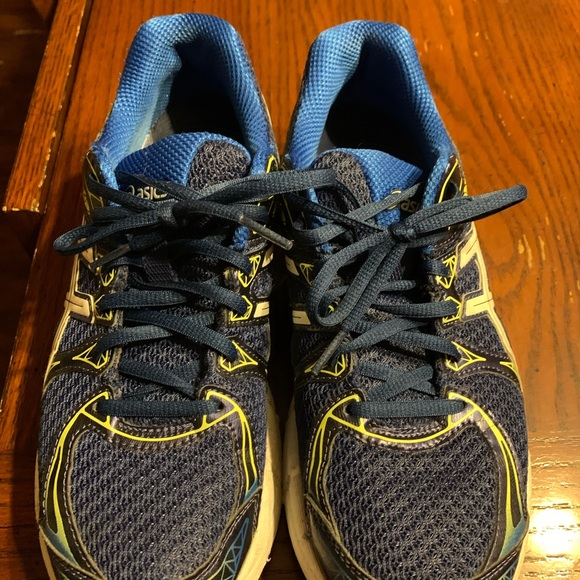 ASICS - Picture 3 of 3